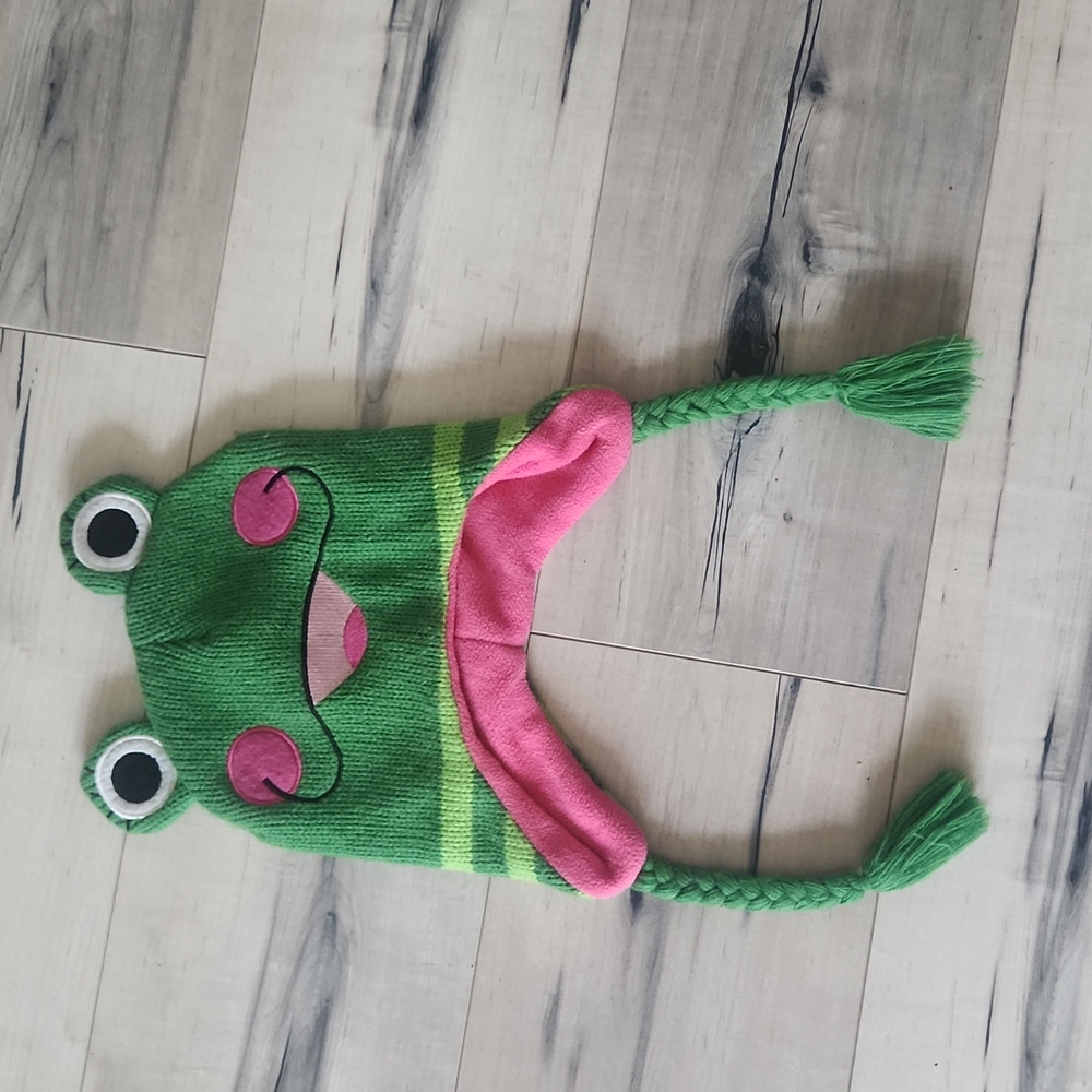 Frog beanie one size